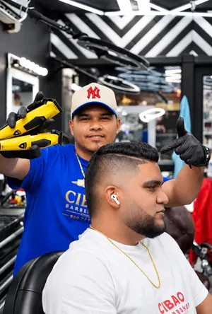 Jesus, barber at Cibao
